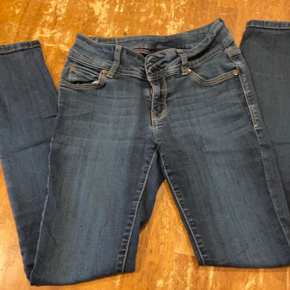 Juniors size 0 Wallflower jeans